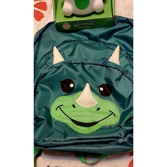 NEW FIREFLY KIDS BACKPACK AND LANTERN SET - Picture 3 of 7